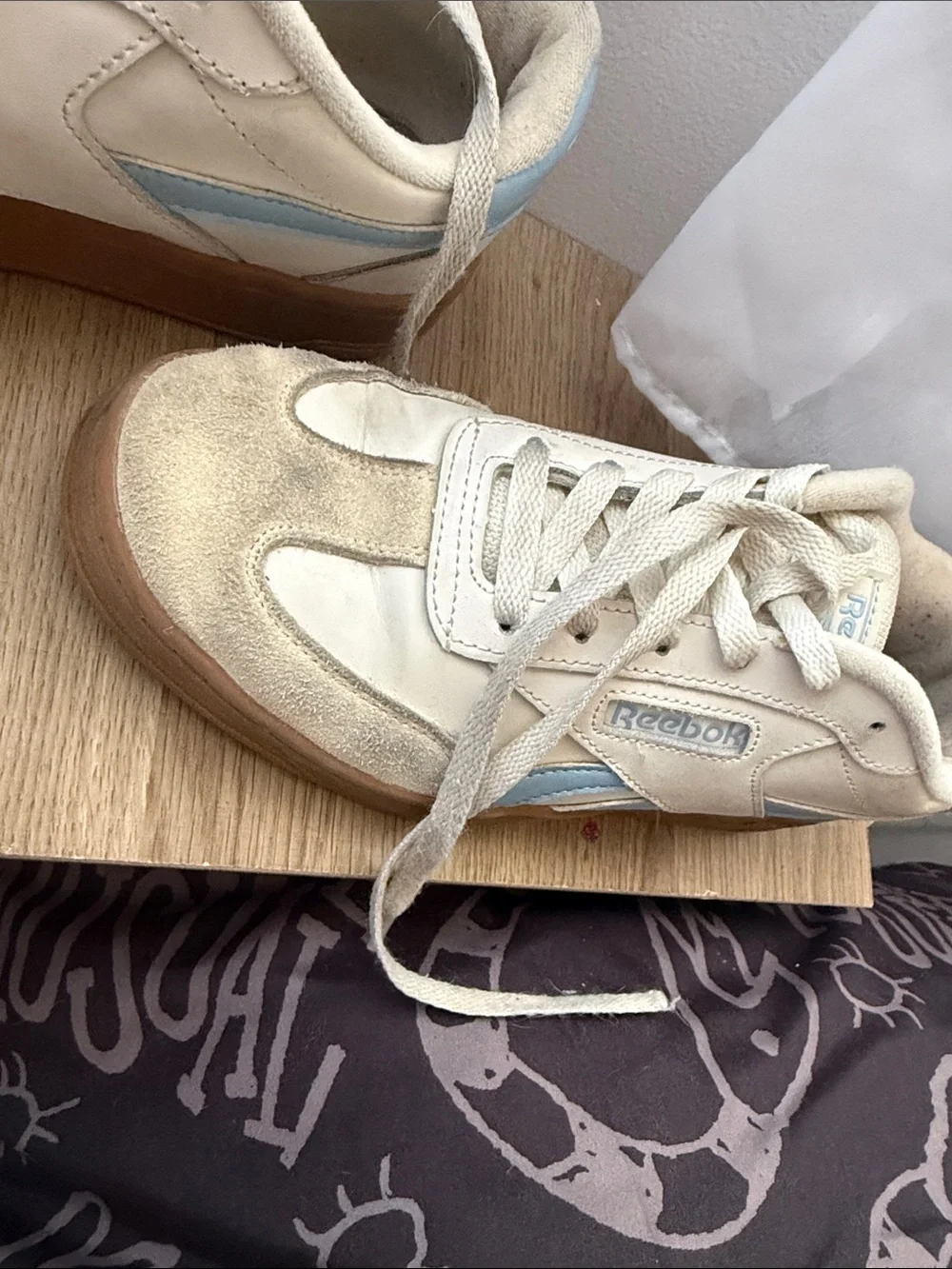 Reebok Cream and Light Blue Low-Top Sneakers